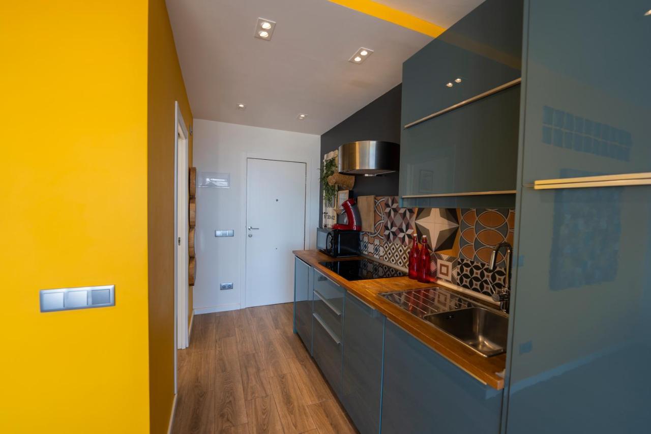 Charming Downtown Skyscrapper Apartment Alicante Exterior foto